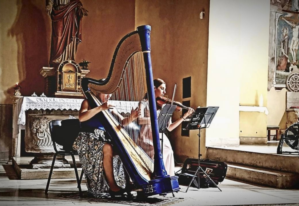 Arpa_violini_per_festa_elegante_roma